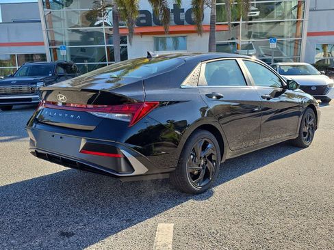 New 2026 Hyundai Elantra SEL Sport Premium image 7