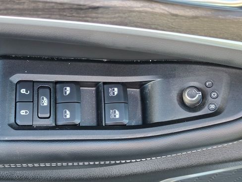 New 2026 Jeep Grand Cherokee Limited image 12