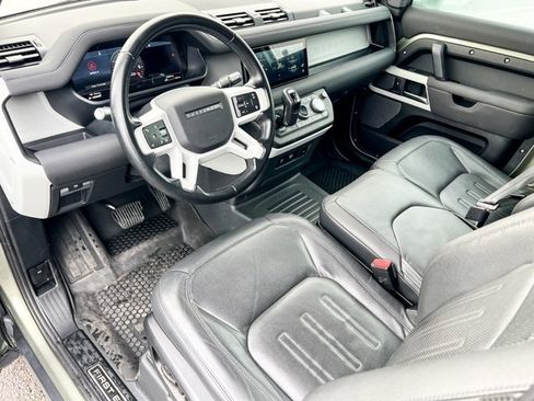 Used 2021 Land Rover Defender 90 First Edition image 10
