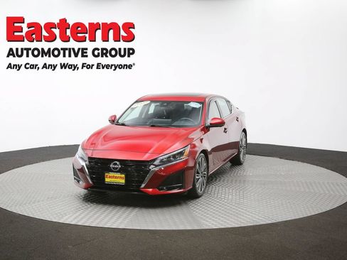 Used 2023 Nissan Altima 2.5 SL FWD image 54