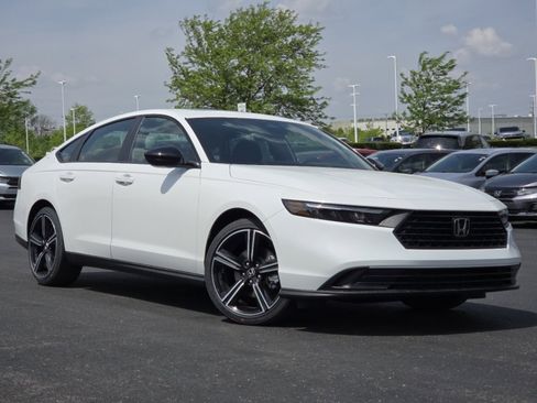 New 2026 Honda Accord Sport image 2