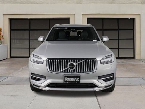 Certified 2023 Volvo XC90 T8 Ultimate w/ Protection Package Premier image 6