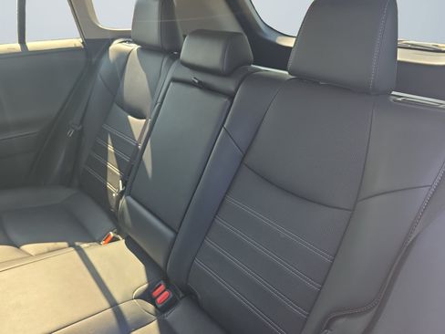 Used 2020 Toyota RAV4 Limited AWD/4WD image 14