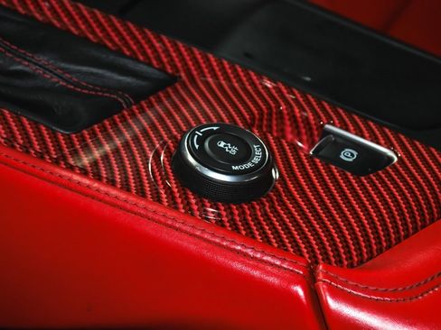 Used 2015 Chevrolet Corvette Z06 w/ 3LZ Preferred Equipment Group image 49