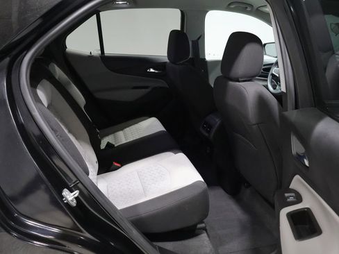 Used 2022 Chevrolet Equinox LS AWD/4WD image 20