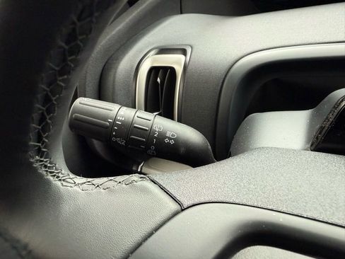 New 2026 Ford Expedition Active image 24