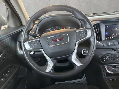 Used 2024 GMC Terrain SLE FWD image 27