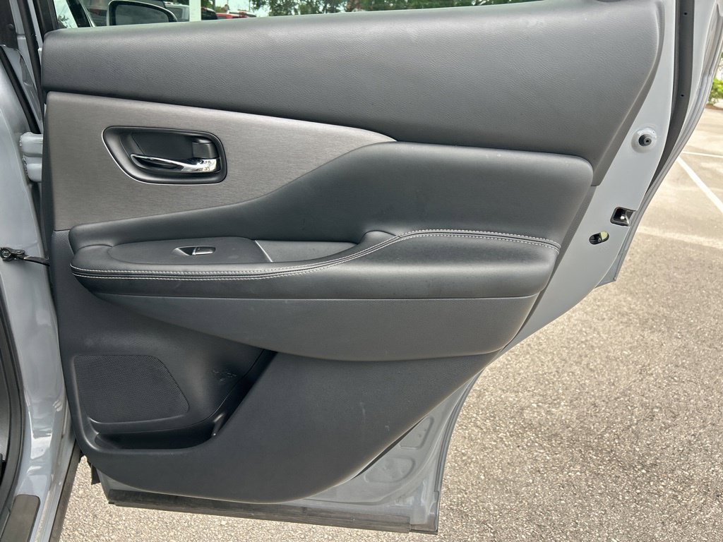 Certified 2024 Nissan Murano SL FWD image 49
