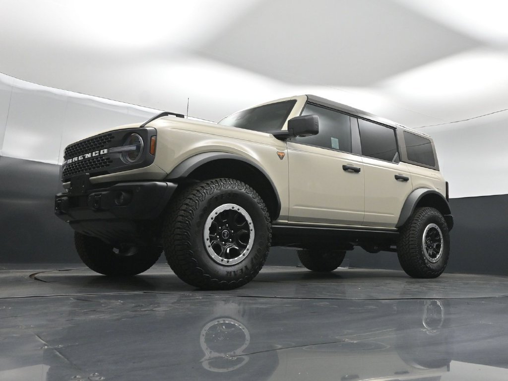 Used 2026 Ford Bronco Badlands AWD/4WD image 42