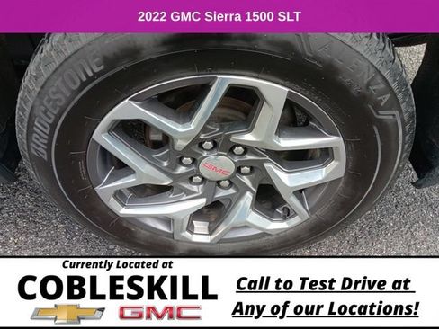 Used 2022 GMC Sierra 1500 SLT w/ SLT Convenience Package AWD/4WD image 10