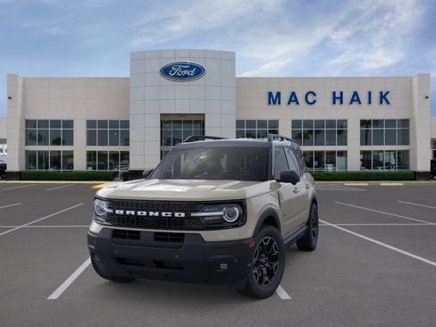 New 2025 Ford Bronco Sport Outer Banks w/ Outer Banks Tech Package+ AWD/4WD image 2