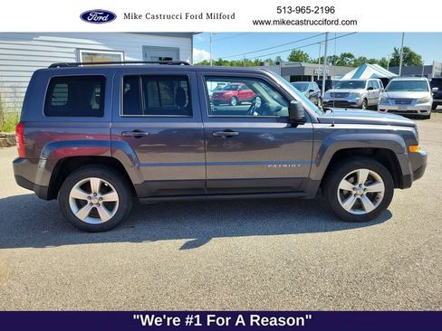 Used 2015 Jeep Patriot Latitude FWD image 6