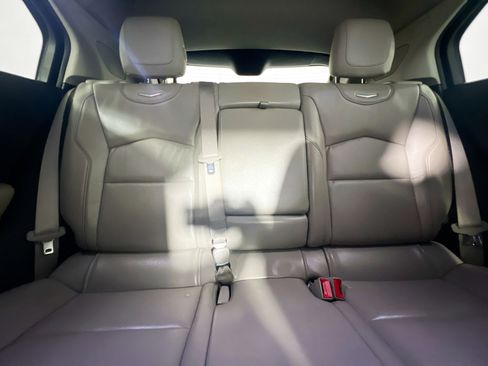 Used 2020 Cadillac XT4 Premium Luxury w/ Enhanced Visibility Package image 33