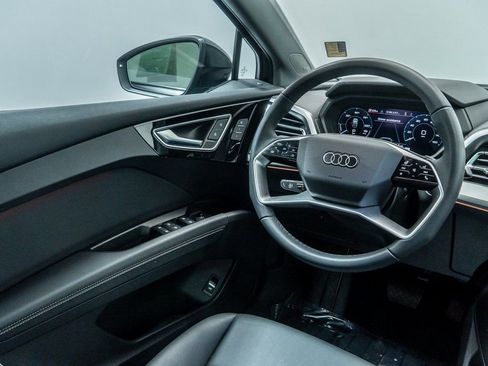 Used 2025 Audi Q4 e-tron Premium Plus w/ Premium Plus AWD/4WD image 29