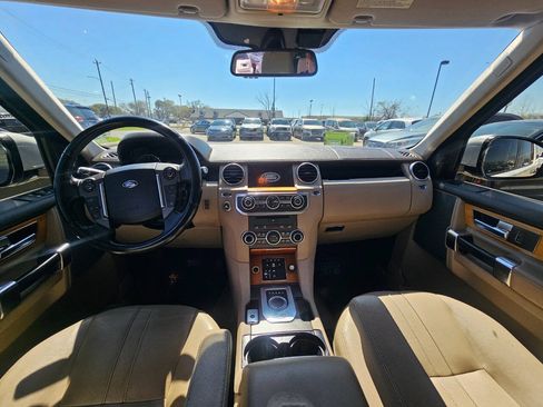 Used 2015 Land Rover LR4 HSE AWD/4WD image 8