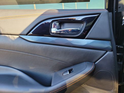 Certified 2022 Nissan Maxima SR w/ Sport Mat Group image 12