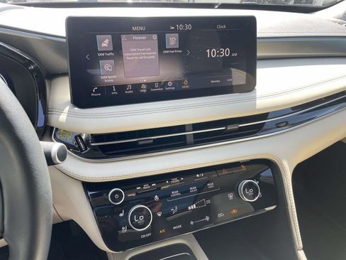 Used 2025 INFINITI QX60 Luxe w/ Vision Package AWD/4WD image 24