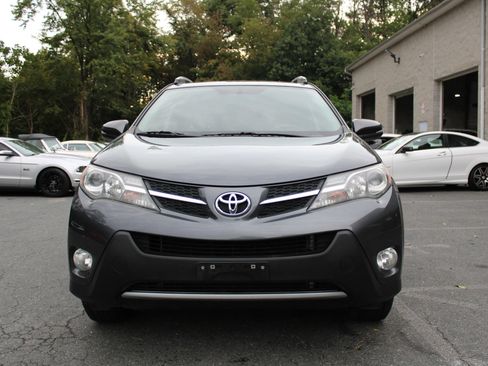 Used 2015 Toyota RAV4 XLE AWD/4WD image 2