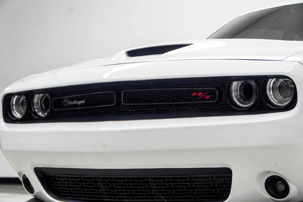 Used 2021 Dodge Challenger R/T Scat Pack RWD image 2