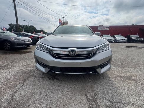 Used 2017 Honda Accord Hybrid Sedan image 1