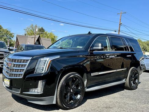 Used 2018 Cadillac Escalade 4WD image 45