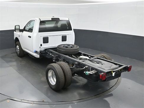 New 2026 RAM 3500 Tradesman w/ Chrome Appearance Group image 28