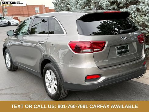 Used 2019 Kia Sorento AWD V6 image 5
