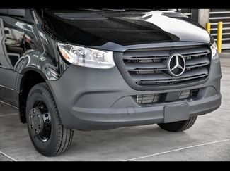 New 2025 Mercedes-Benz Sprinter 3500 video 2