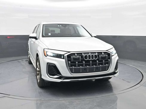 Used 2025 Audi Q7 3.0T Prestige w/ Prestige Package AWD/4WD image 2