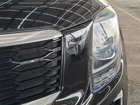 Used 2022 Kia Telluride EX w/ Towing Package FWD image 9
