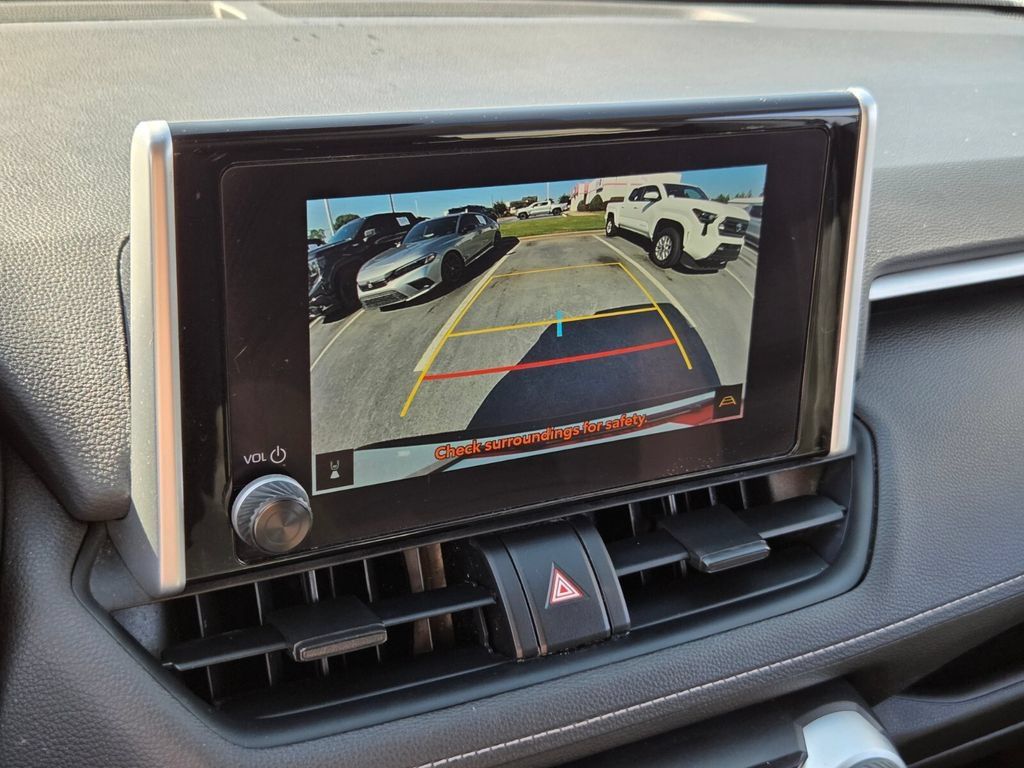 Used 2023 Toyota RAV4 LE FWD image 19