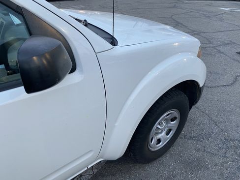 Used 2019 Nissan Frontier S image 17