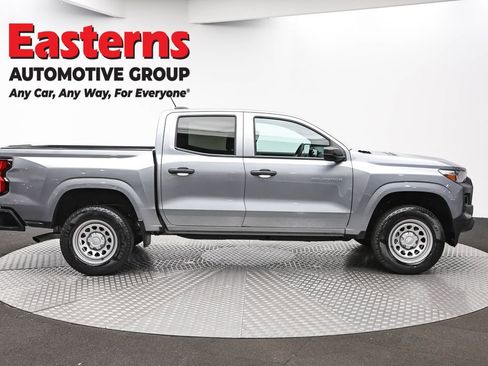 Used 2024 Chevrolet Colorado W/T RWD image 4
