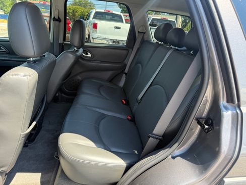 Used 2006 MAZDA Tribute s w/ Package 2 FWD image 12