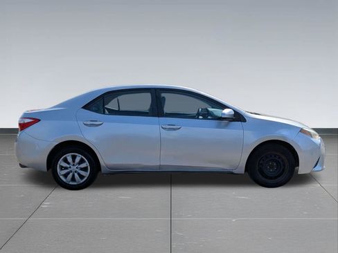 Used 2014 Toyota Corolla LE FWD image 6