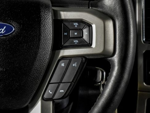 Used 2022 Ford F350 Lariat w/ Lariat Value Package AWD/4WD image 17