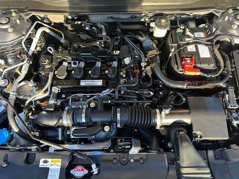 Used 2019 Honda Accord LX image 30