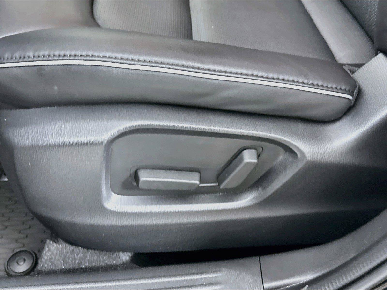 Used 2025 MAZDA CX-5 AWD 2.5 S w/ Select Package image 29