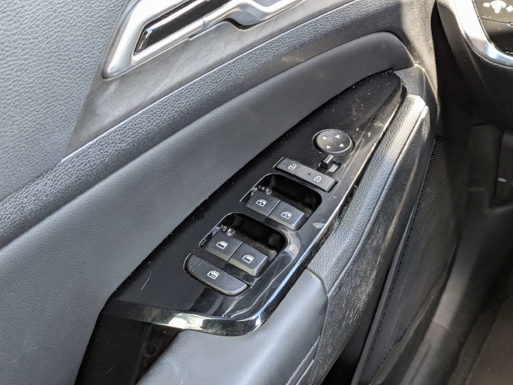 Used 2025 Kia Sportage X-Line AWD/4WD image 19