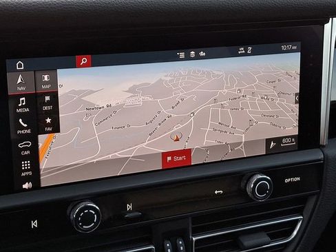 Used 2023 Porsche Macan image 19