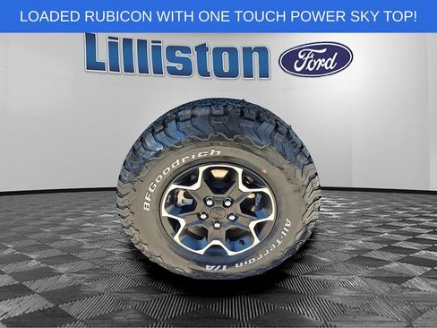 Used 2021 Jeep Wrangler Unlimited Rubicon 4xe w/ Cold Weather Group AWD/4WD image 7