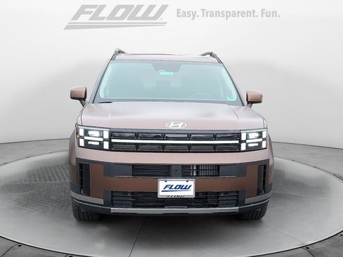 Used 2025 Hyundai Santa Fe Limited image 2