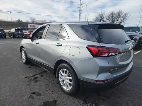 Used 2024 Chevrolet Equinox LT w/ LPO, Floor Liner Package image 5
