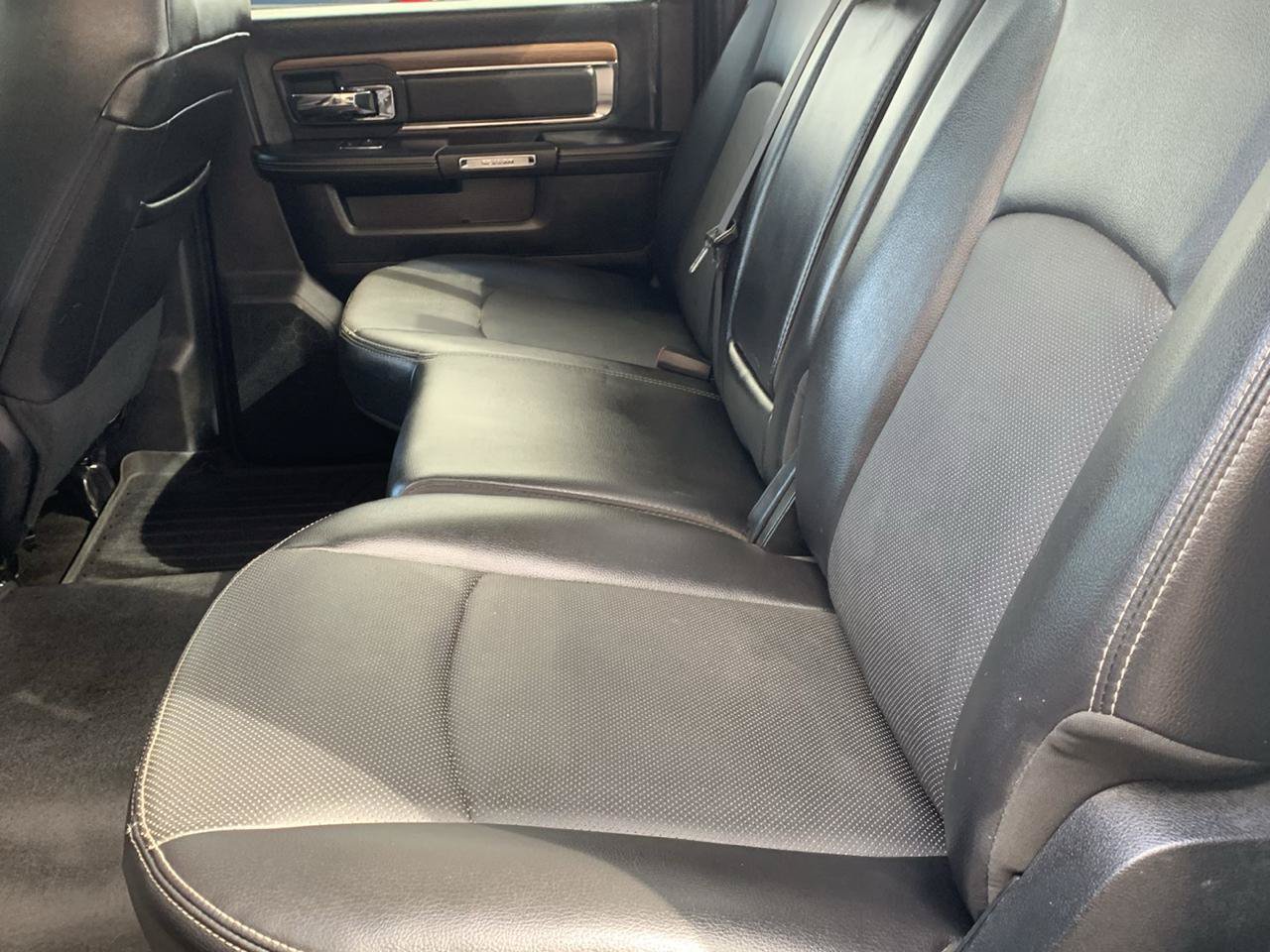 Used 2017 RAM 3500 Laramie AWD/4WD image 23