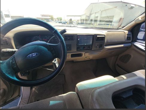 Used 2004 Ford F350 XL image 14