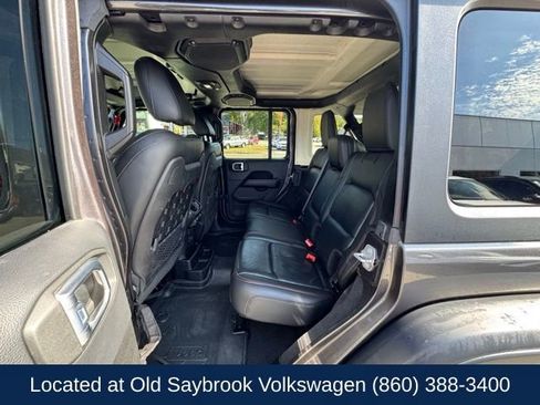 Used 2018 Jeep Wrangler Unlimited Rubicon image 9