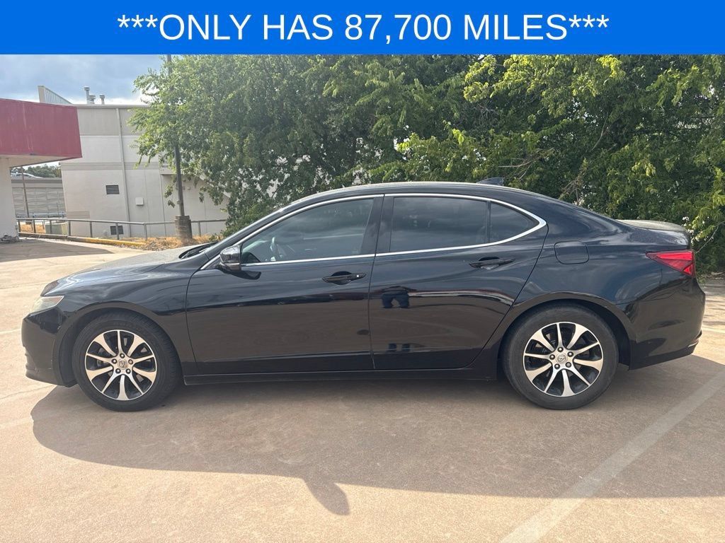 Used 2017 Acura TLX FWD image 8