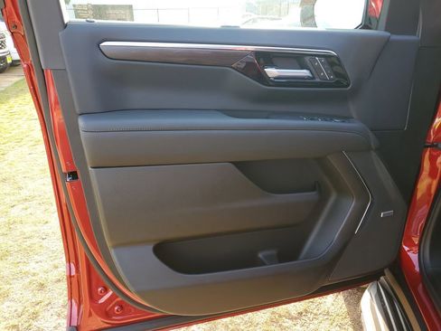 New 2026 Chevrolet Tahoe LT w/ Comfort Package image 21