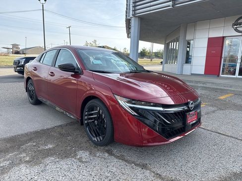 New 2026 Nissan Sentra SR image 2