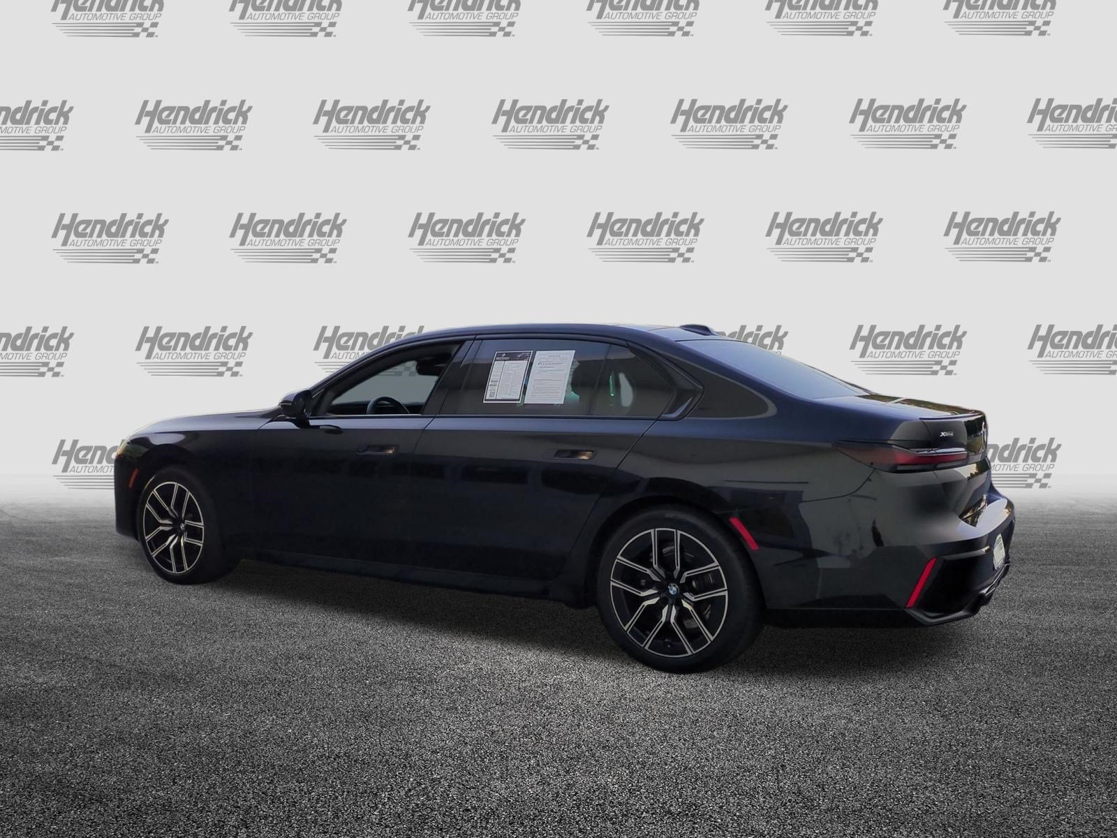 Used 2025 BMW 740i xDrive AWD/4WD image 8